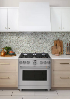 36 Inch Wide All-Gas Professional Range with 6 Burners and True Convection Oven