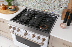 36 Inch Wide All-Gas Professional Range with 6 Burners and True Convection Oven