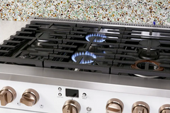 36 Inch Wide All-Gas Professional Range with 6 Burners and True Convection Oven