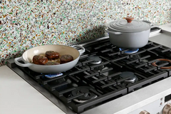 48 Inch Wide Smart Dual-Fuel Professional Range with 6 Burners and Griddle
