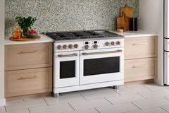48 Inch Wide Smart Dual-Fuel Professional Range with 6 Burners and Griddle